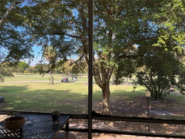 8380 Sands Point Blvd # J208, Tamarac FL 33321