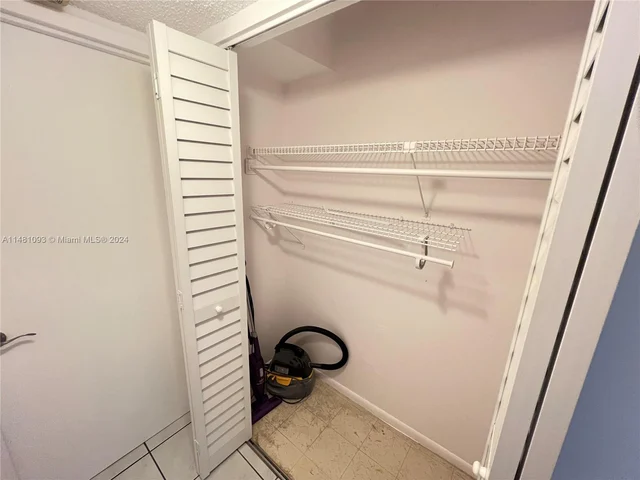 8380 Sands Point Blvd # J208, Tamarac FL 33321