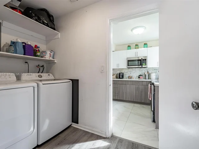 2500 NW 55th St, Tamarac FL 33309