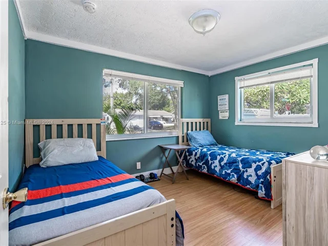 2500 NW 55th St, Tamarac FL 33309