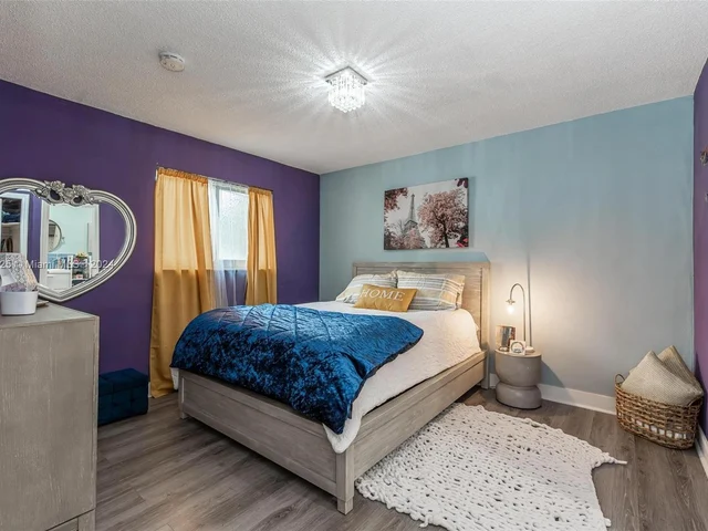 2500 NW 55th St, Tamarac FL 33309