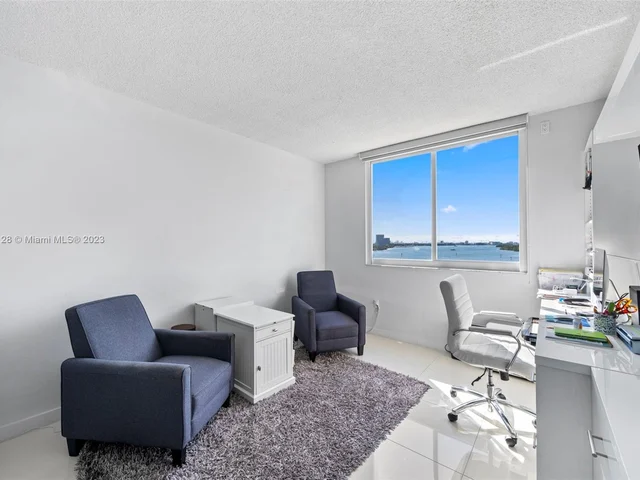 300 Bayview Dr # 616, Sunny Isles Beach FL 33160