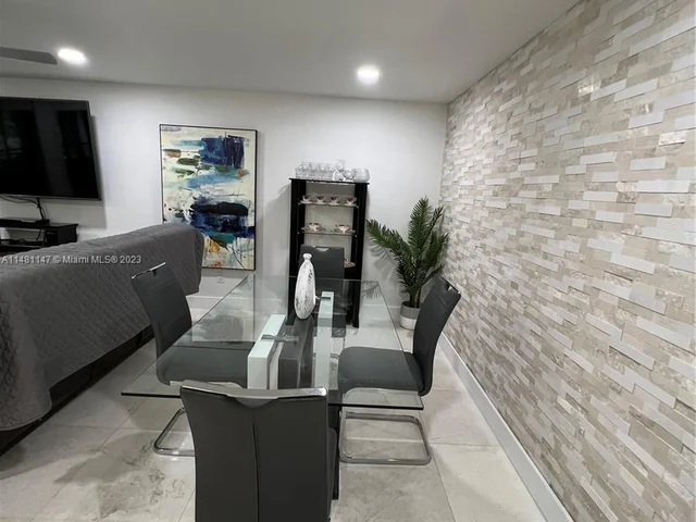 1430 Sheridan St # 22G, Hollywood FL 33020