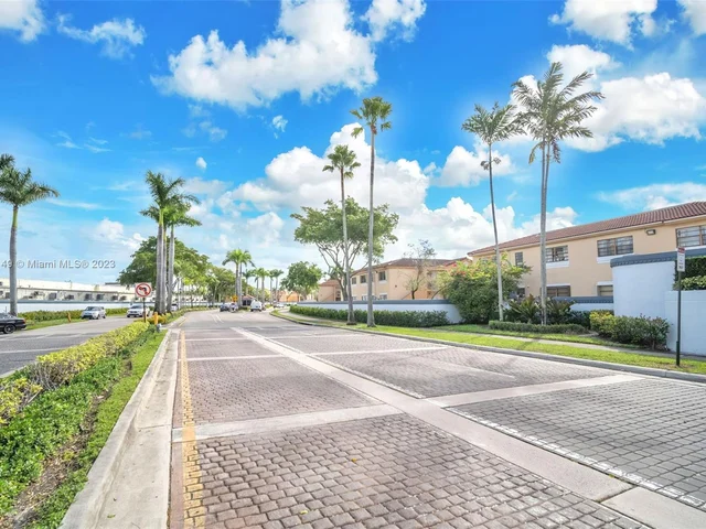 6242 NW 171 STREET # 0, Hialeah FL 33015