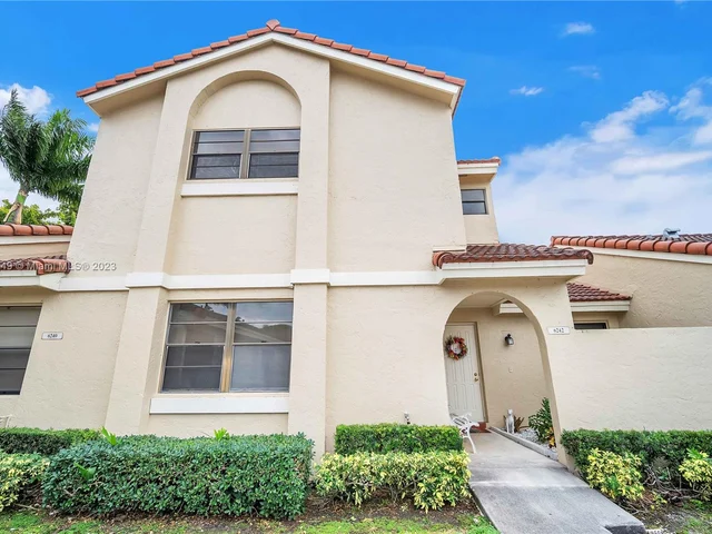 6242 NW 171 STREET # 0, Hialeah FL 33015