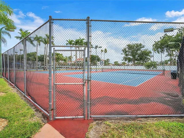 6242 NW 171 STREET # 0, Hialeah FL 33015