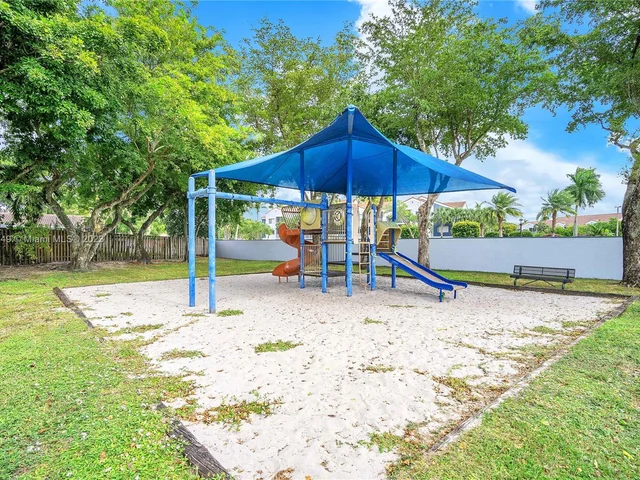 6242 NW 171 STREET # 0, Hialeah FL 33015