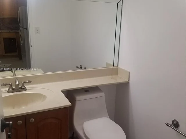 3725 S Ocean Dr # 921, Hollywood FL 33019