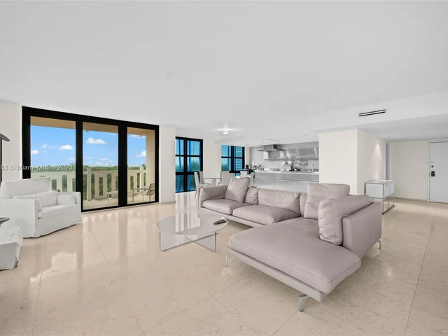 1121 Crandon Blvd # D401, Key Biscayne FL 33149