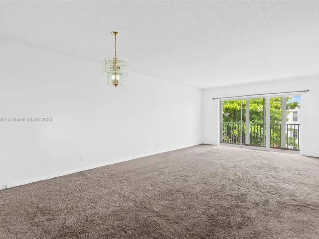 600 NE 2nd St # 415, Dania Beach FL 33004