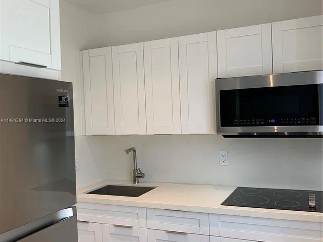 534 SW 16th Ave # 0, Miami FL 33135