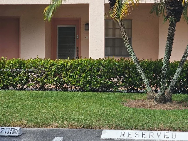 1106 Bahama Bnd # C1, Coconut Creek FL 33066