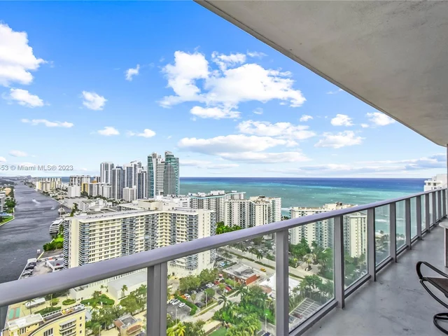 4010 S Ocean Dr # R2402, Hollywood FL 33019