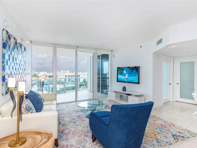 400 Alton Rd # 809, Miami Beach FL 33139