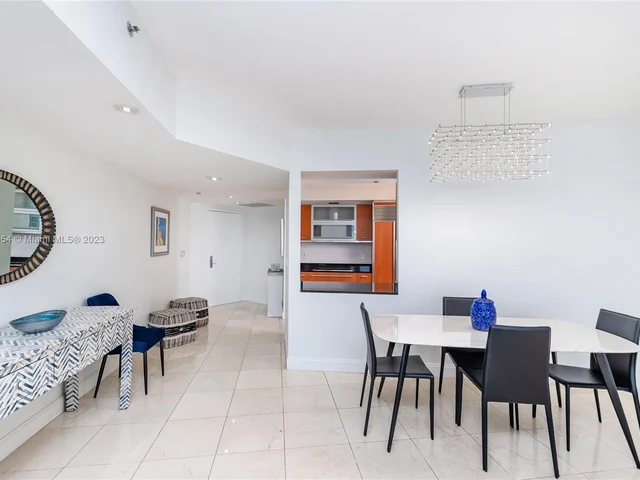 400 Alton Rd # 809, Miami Beach FL 33139