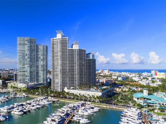 400 Alton Rd # 809, Miami Beach FL 33139