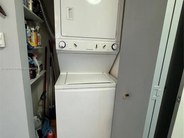 1861 NW S River Dr # 1110, Miami FL 33125