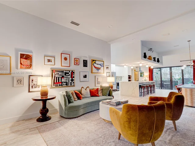 3032 SW 21st ST, Miami FL 33145