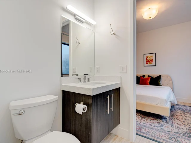 3032 SW 21st ST, Miami FL 33145