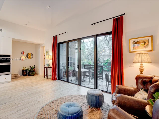 3032 SW 21st ST, Miami FL 33145