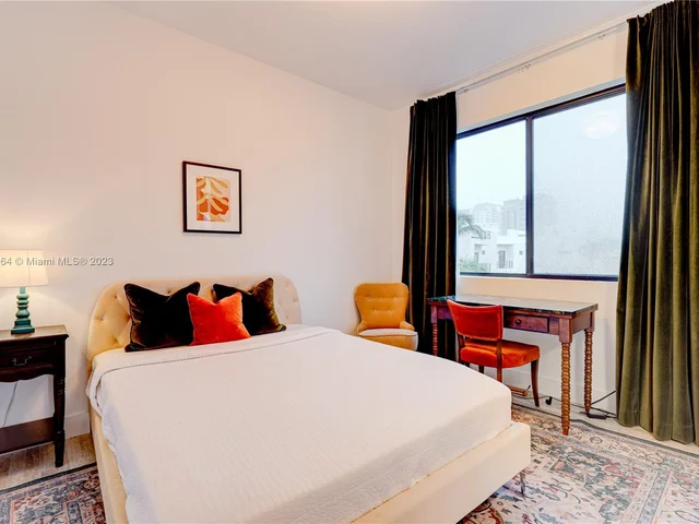 3032 SW 21st ST, Miami FL 33145