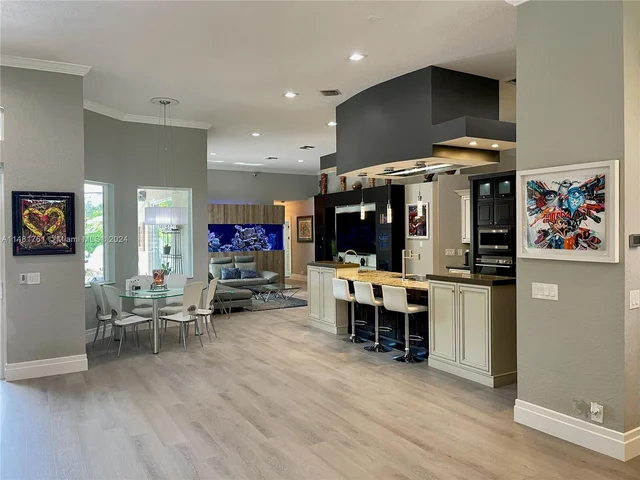 2253 SW 132nd Way, Davie FL 33325