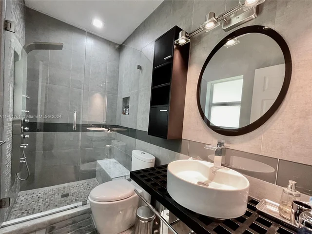 2253 SW 132nd Way, Davie FL 33325