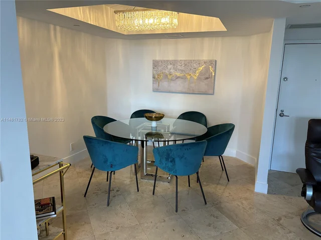 3640 Yacht Club Dr # 504, Aventura FL 33180