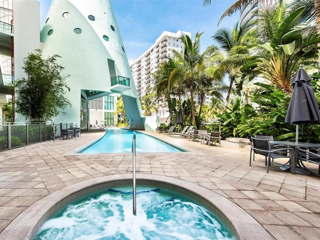 6000 Collins Ave # 123, Miami Beach FL 33140