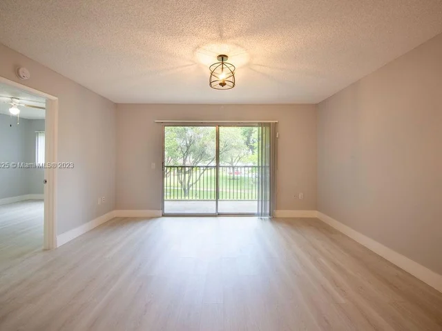 1200 SW 137th Ave # 213E, Pembroke Pines FL 33027