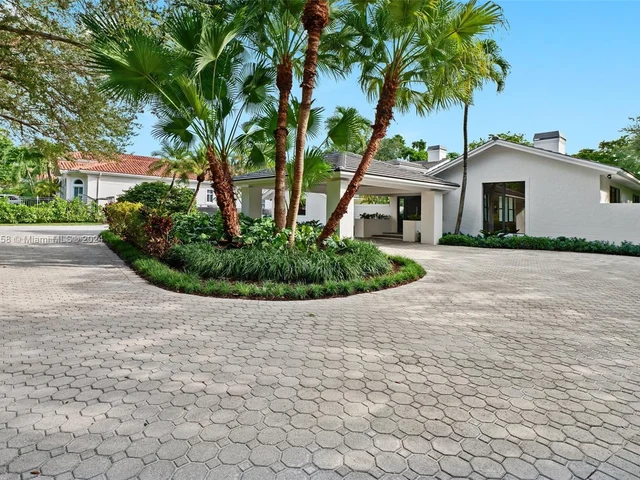 7611 SW 83rd Ct, Miami FL 33143