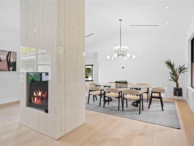 7611 SW 83rd Ct, Miami FL 33143