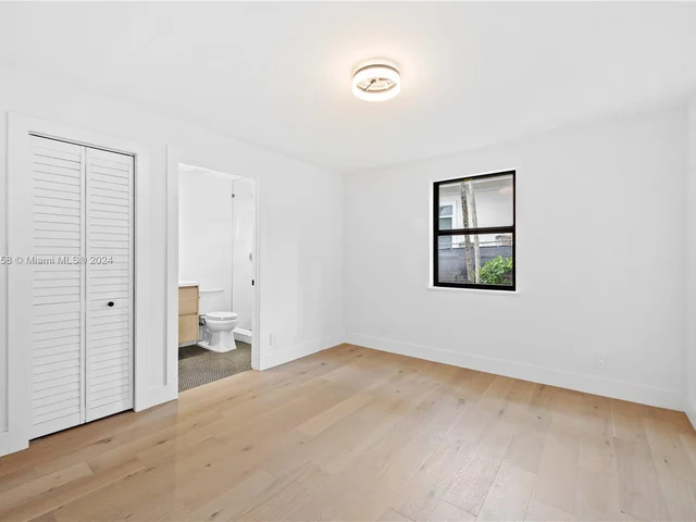 7611 SW 83rd Ct, Miami FL 33143