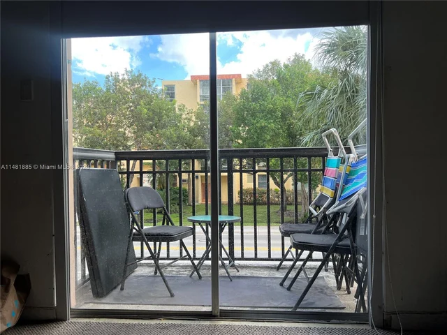 251 172nd St # 210, Sunny Isles Beach FL 33160