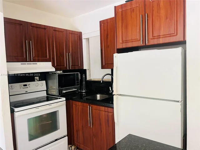 251 172nd St # 210, Sunny Isles Beach FL 33160