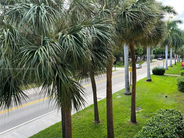 251 172nd St # 210, Sunny Isles Beach FL 33160