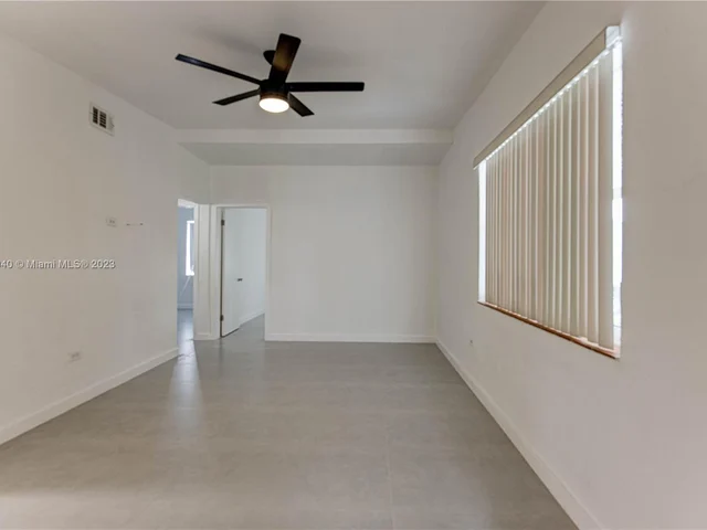 425 NW 133rd St, North Miami FL 33168