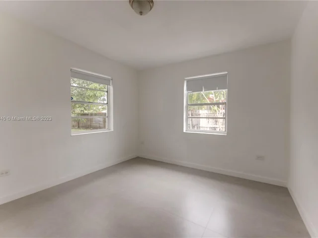 425 NW 133rd St, North Miami FL 33168