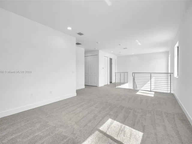 10475 SW 57th Ct, Cooper City FL 33328