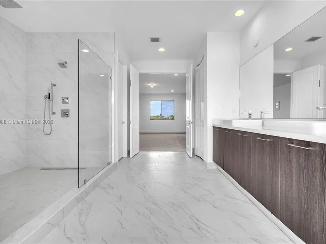 10475 SW 57th Ct, Cooper City FL 33328