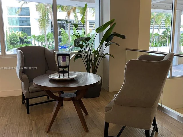 100 Lincoln Rd # 939, Miami Beach FL 33139