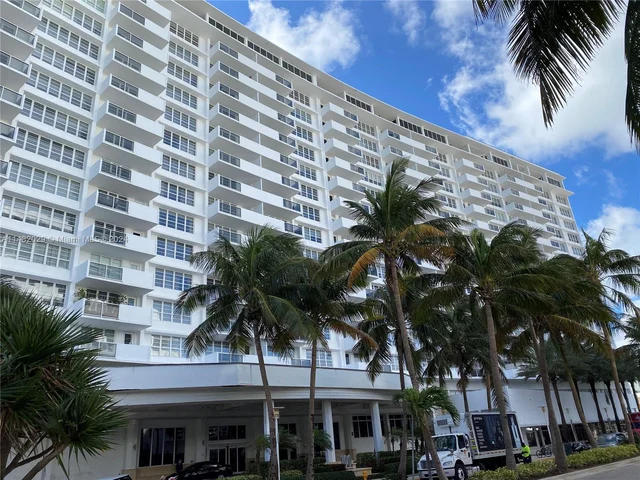 100 Lincoln Rd # 939, Miami Beach FL 33139