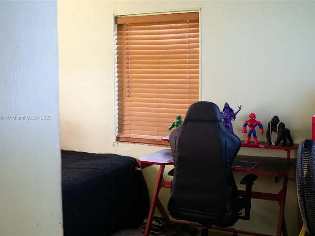 16101 NW 28th Ct, Miami Gardens FL 33054