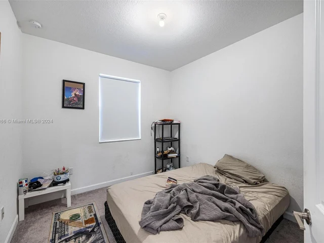 2681 SE 12th St, Homestead FL 33035