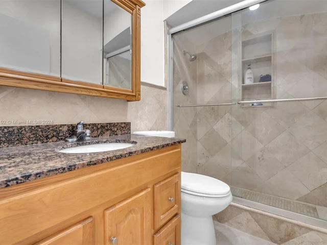 6195 Plunkett St, Hollywood FL 33023