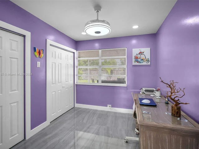 6195 Plunkett St, Hollywood FL 33023