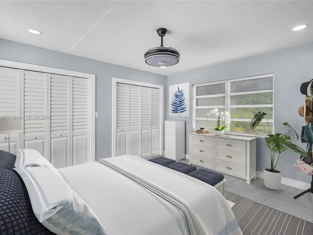 6195 Plunkett St, Hollywood FL 33023