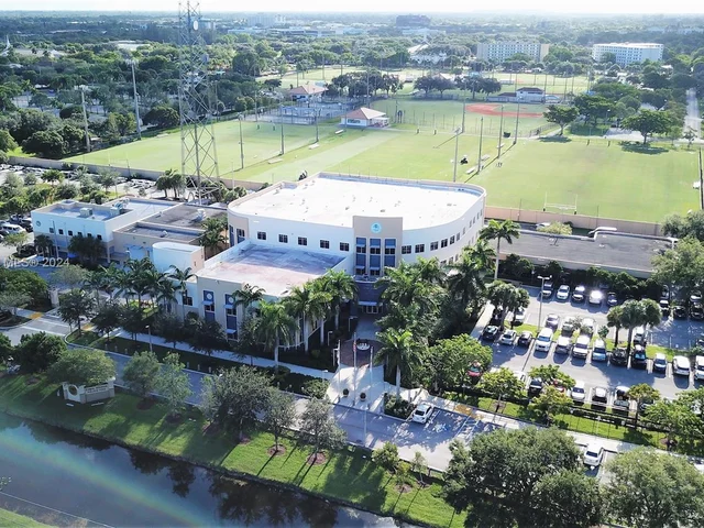 2700 Coral Springs Dr # 314, Coral Springs FL 33065