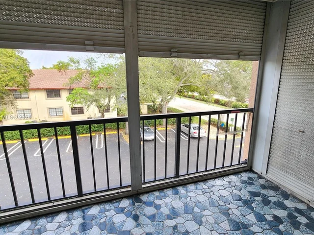 2700 Coral Springs Dr # 314, Coral Springs FL 33065