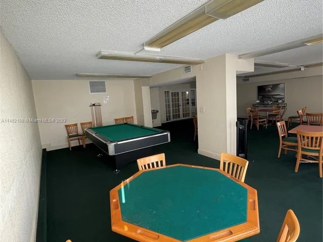 800 Parkview Dr # 126, Hallandale Beach FL 33009